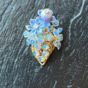Vintage Gold Tone Floral Blueberry Bush Brooch Blue Flowers AB stones